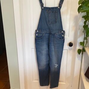 Levi's Women’s Denim Overalls straight leg blue pockets distressed boho hippie